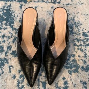 NWOT reptile style mules